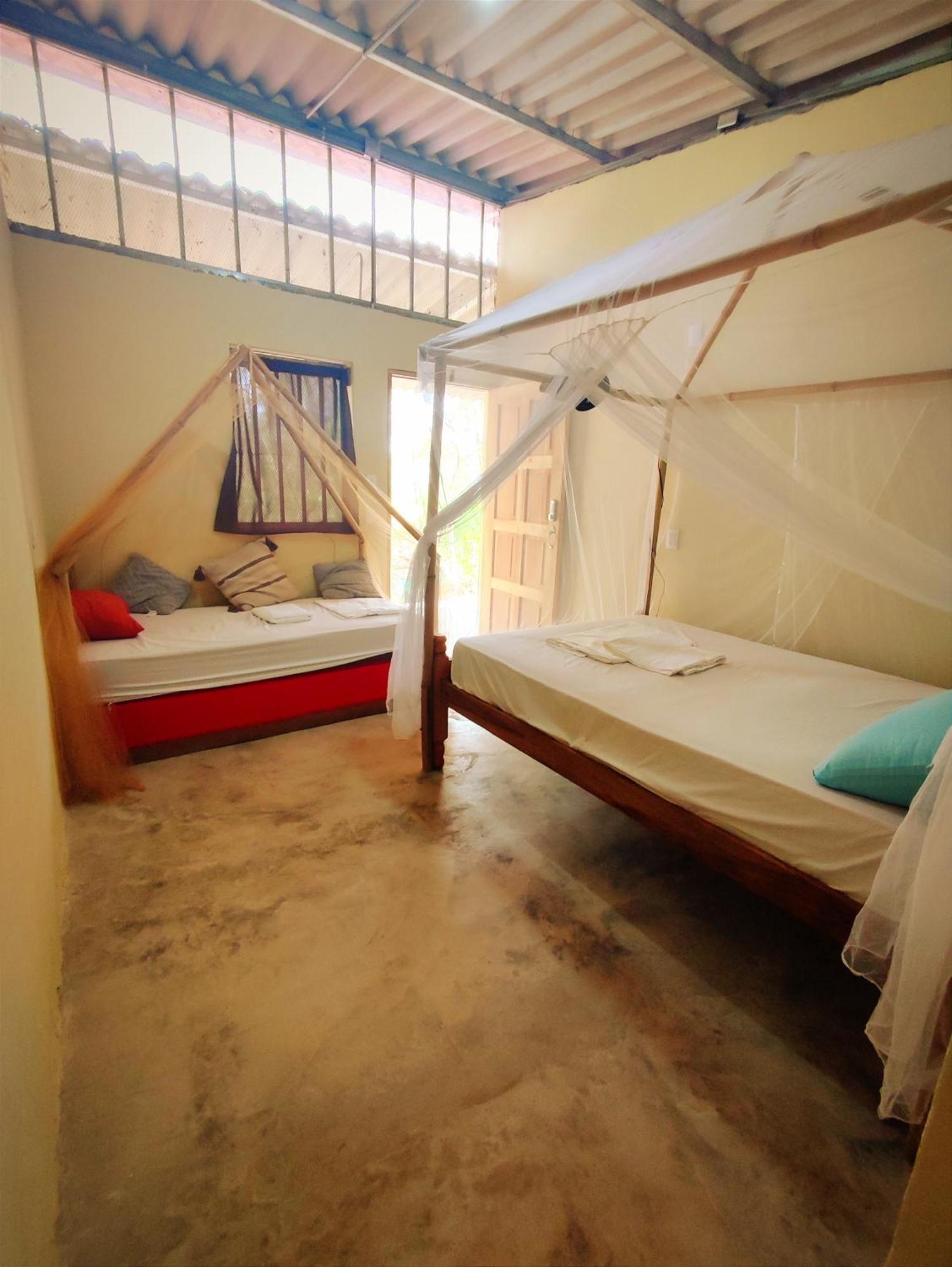 Raindance Hostel Santa Cruz ภายนอก รูปภาพ