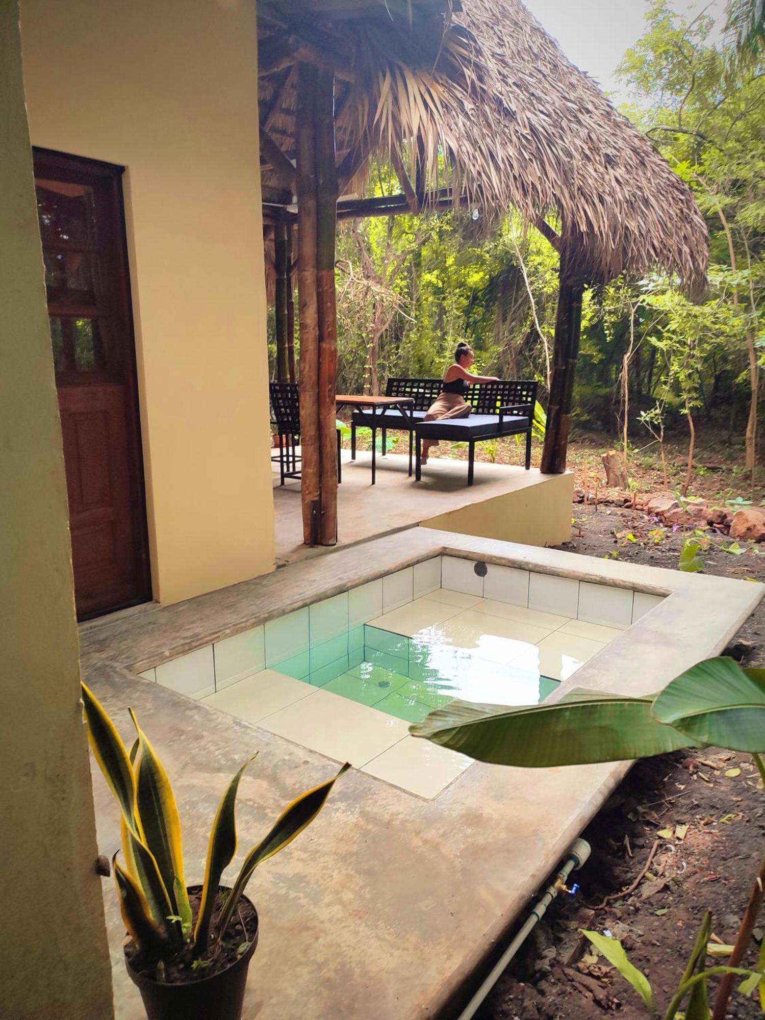 Raindance Hostel Santa Cruz ภายนอก รูปภาพ